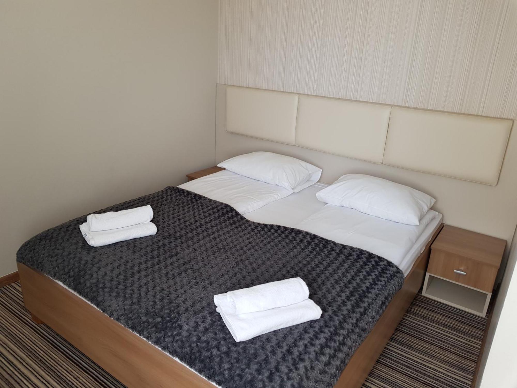 Marina Jastarnia Apartamenty W Budynku Z Basenem Pokoj fotografie