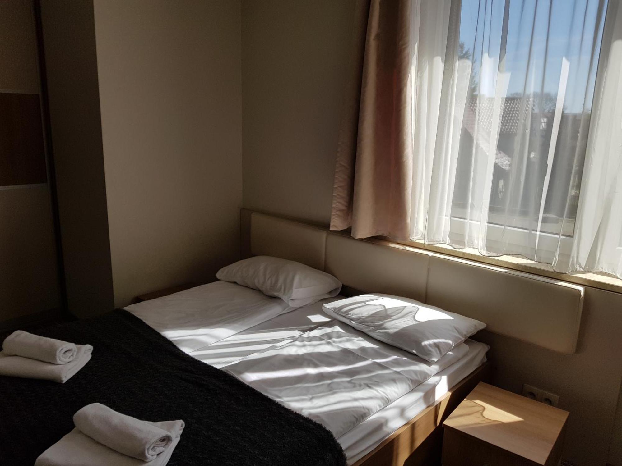 Marina Jastarnia Apartamenty W Budynku Z Basenem Pokoj fotografie