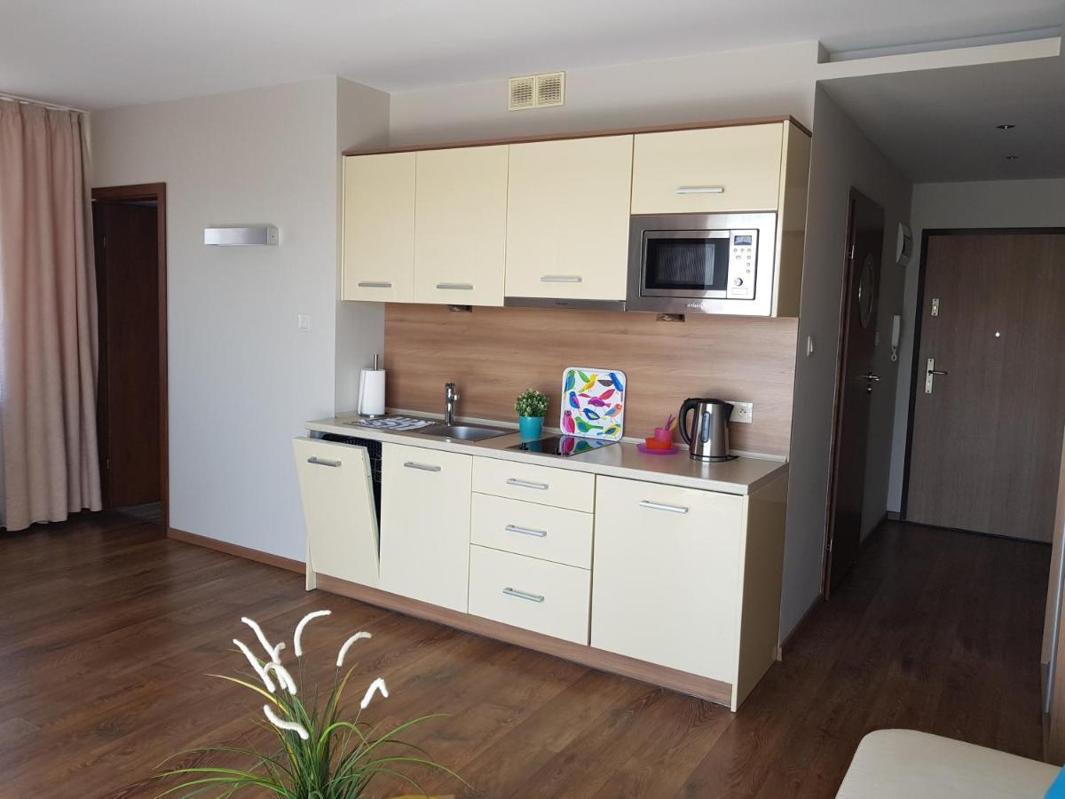 Marina Jastarnia Apartamenty W Budynku Z Basenem Exteriér fotografie